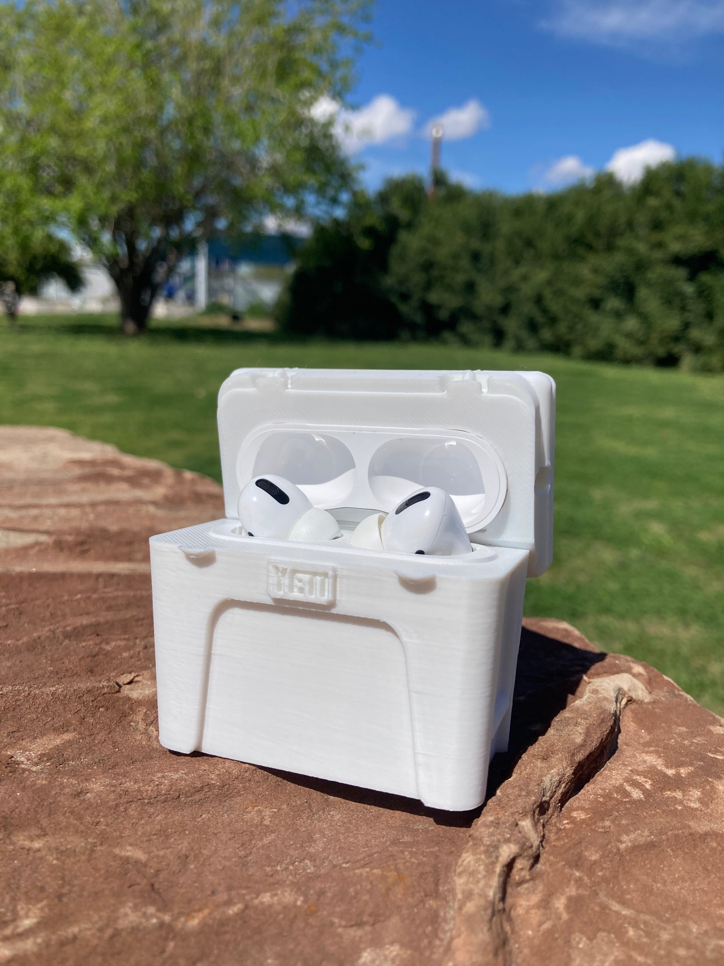 Yeti ice chest airpod case